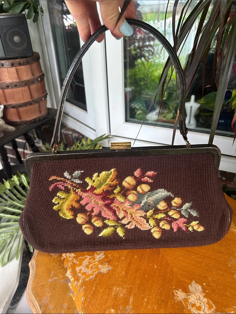 Vintage Brown Floral Leaf & Acorn Needlepoint Handbag